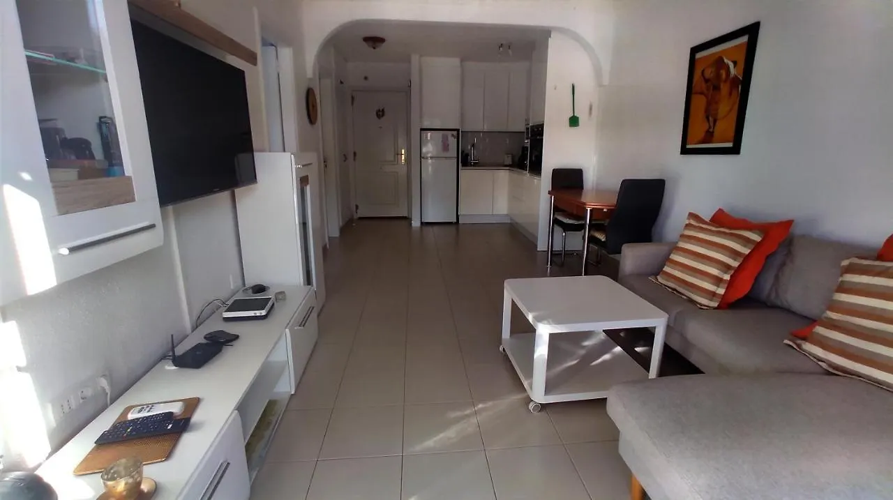 Our Favourite Place. Apartment With All Amenities. Costa Del Silencio 0*,  Espanha